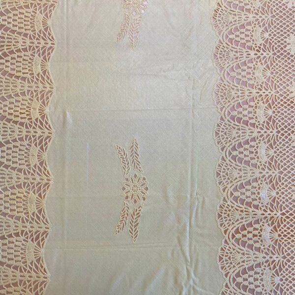 Tafelkleed - Buitenkleed - Ovaal - Geel - 137x180 cm